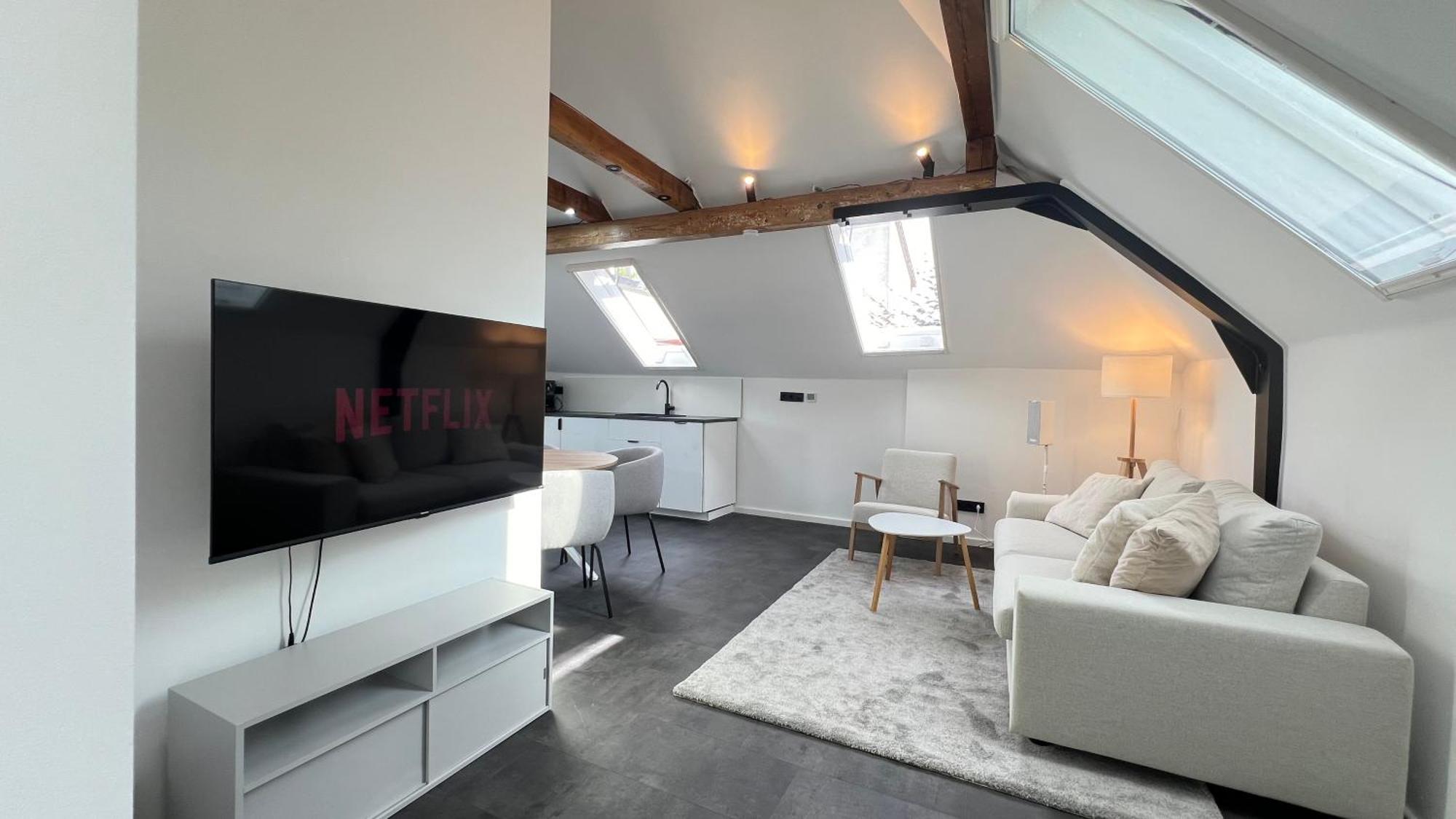 Ludwigshome - Zentrale Lage, Luxusbad, Workspace, Klima Ludwigsburg Kültér fotó