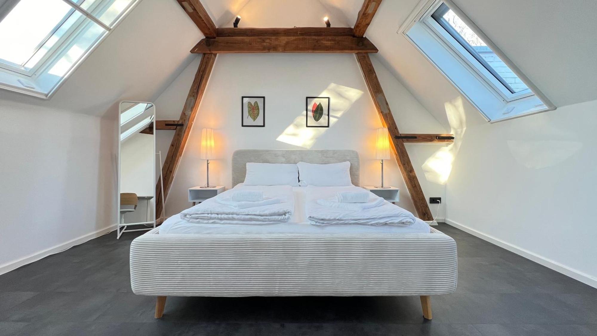 Ludwigshome - Zentrale Lage, Luxusbad, Workspace, Klima Ludwigsburg Kültér fotó
